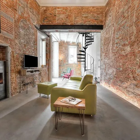 Stone Walls Deluxe Apartman *