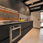 Stone Walls Deluxe Apartamento