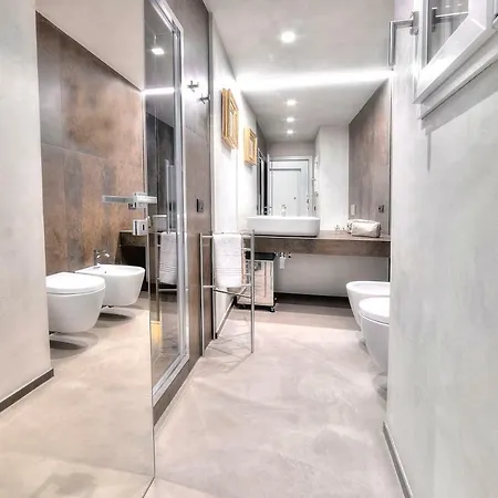 Stone Walls Deluxe Апартаменты *