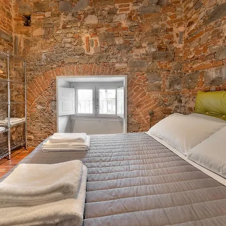 Stone Walls Deluxe Apartmán